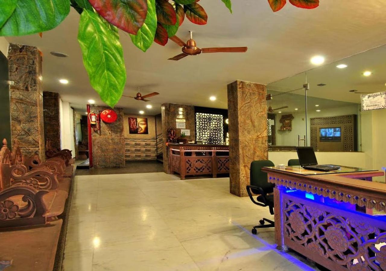 Hotel Heritage Home Walking 1 Minuit From R K Ashram Metro Station Neu-Delhi Exterior foto