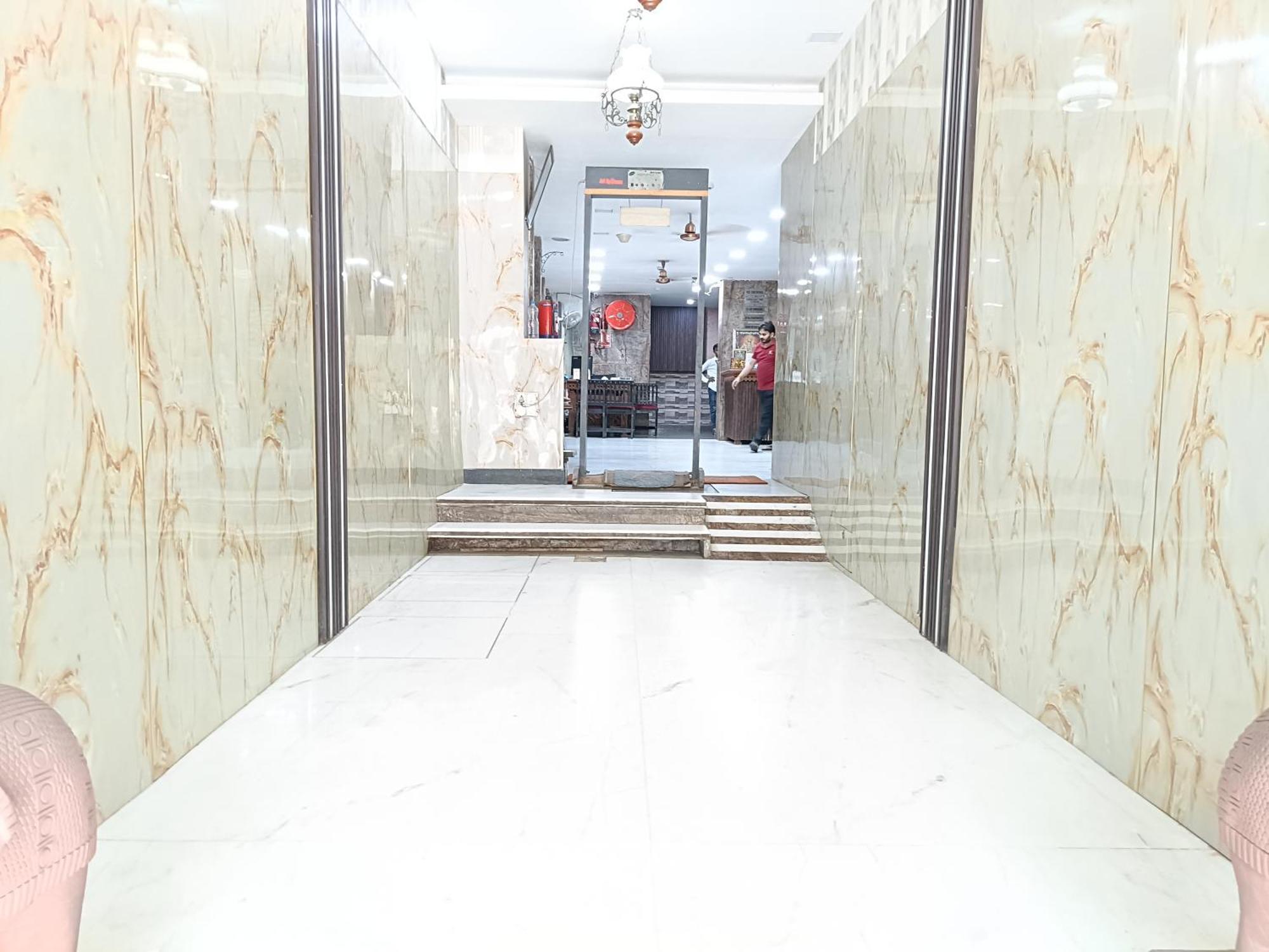 Hotel Heritage Home Walking 1 Minuit From R K Ashram Metro Station Neu-Delhi Exterior foto