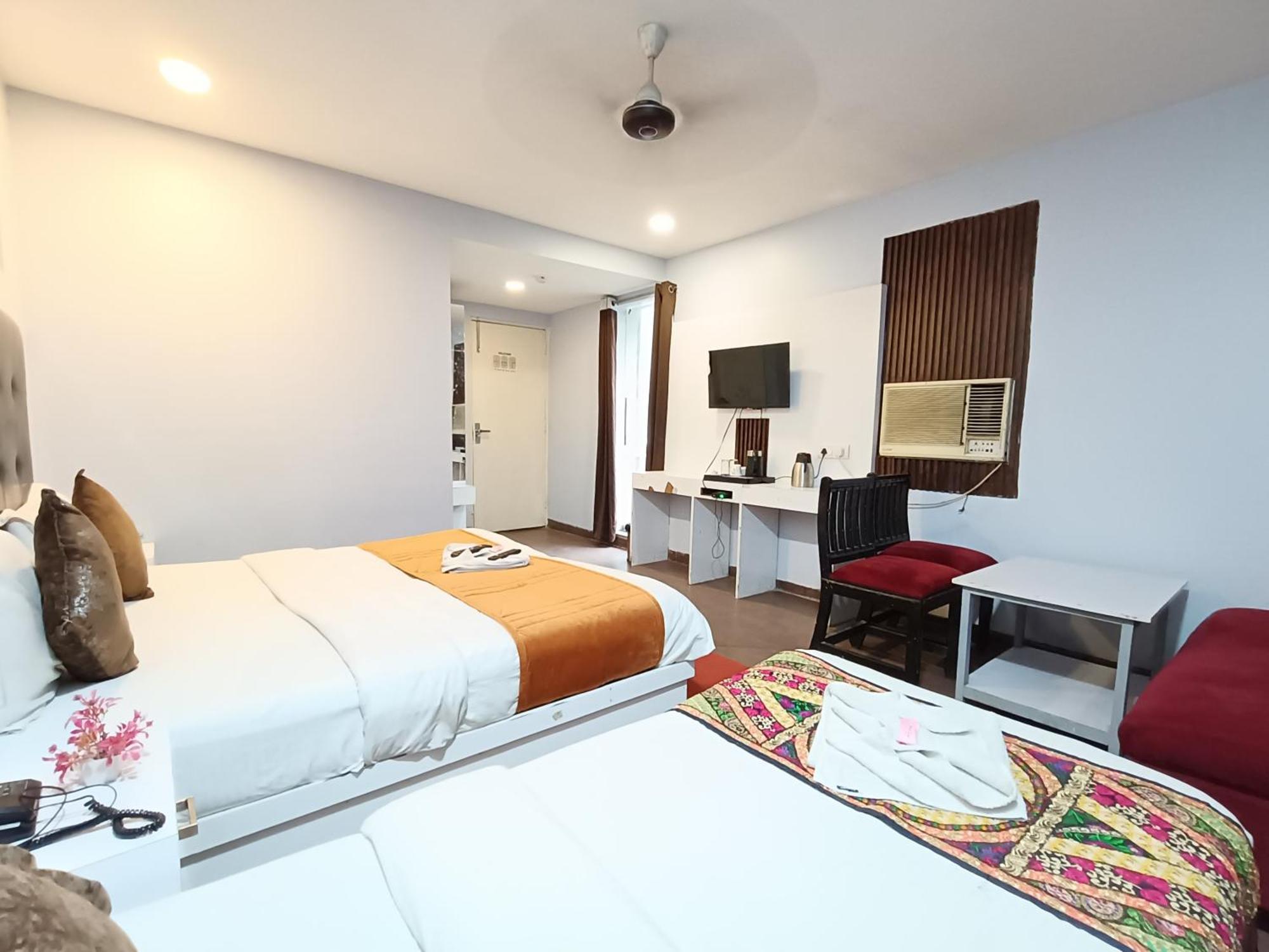 Hotel Heritage Home Walking 1 Minuit From R K Ashram Metro Station Neu-Delhi Exterior foto